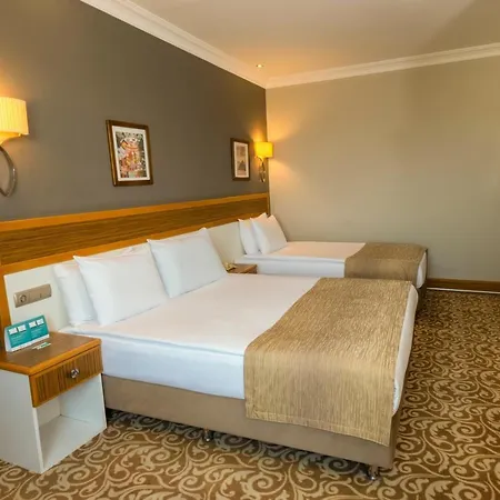 Euro Park Hotel 5*