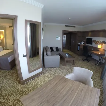 Euro Park Hotel